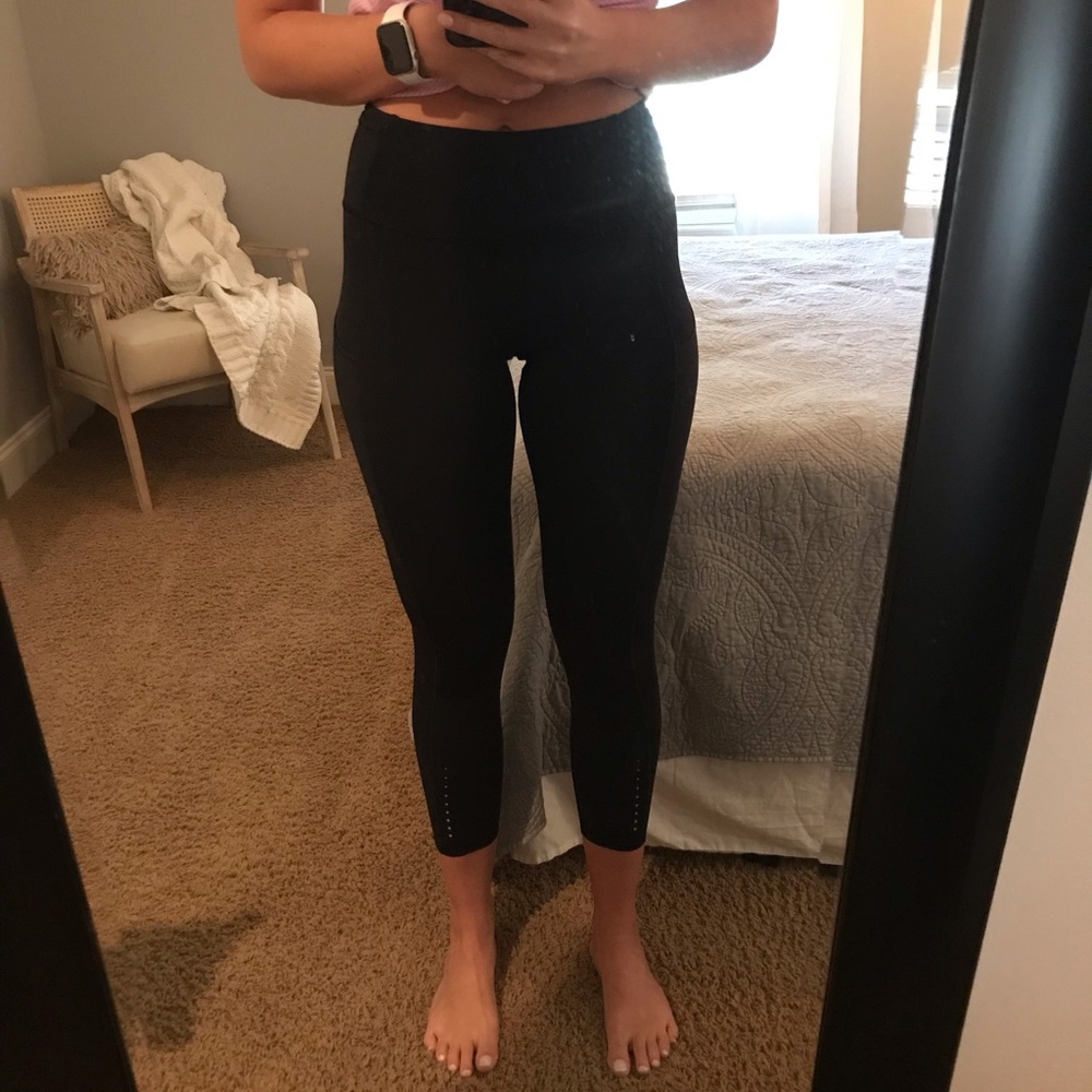 Lululemon Fast and Free leggings. Size 6